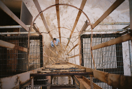 046Deviney016346-R1-057-27