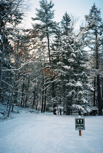 046Deviney016346-R1-073-35