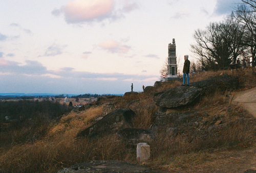 046Deviney016347-R1-048-22A