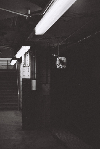 448deviney014452-R1-020-8A