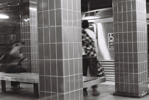 448deviney014452-R1-028-12A