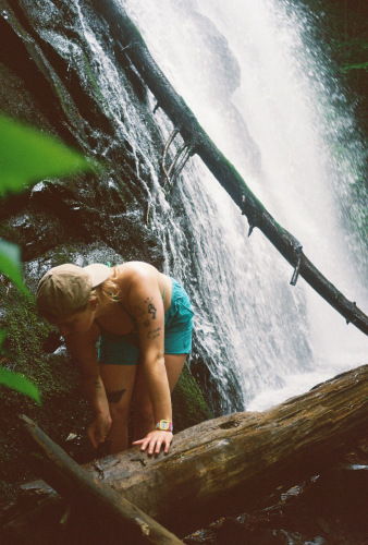 841deviney000087-R1-043-20