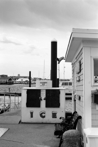 Newport44_0004_g2p0004